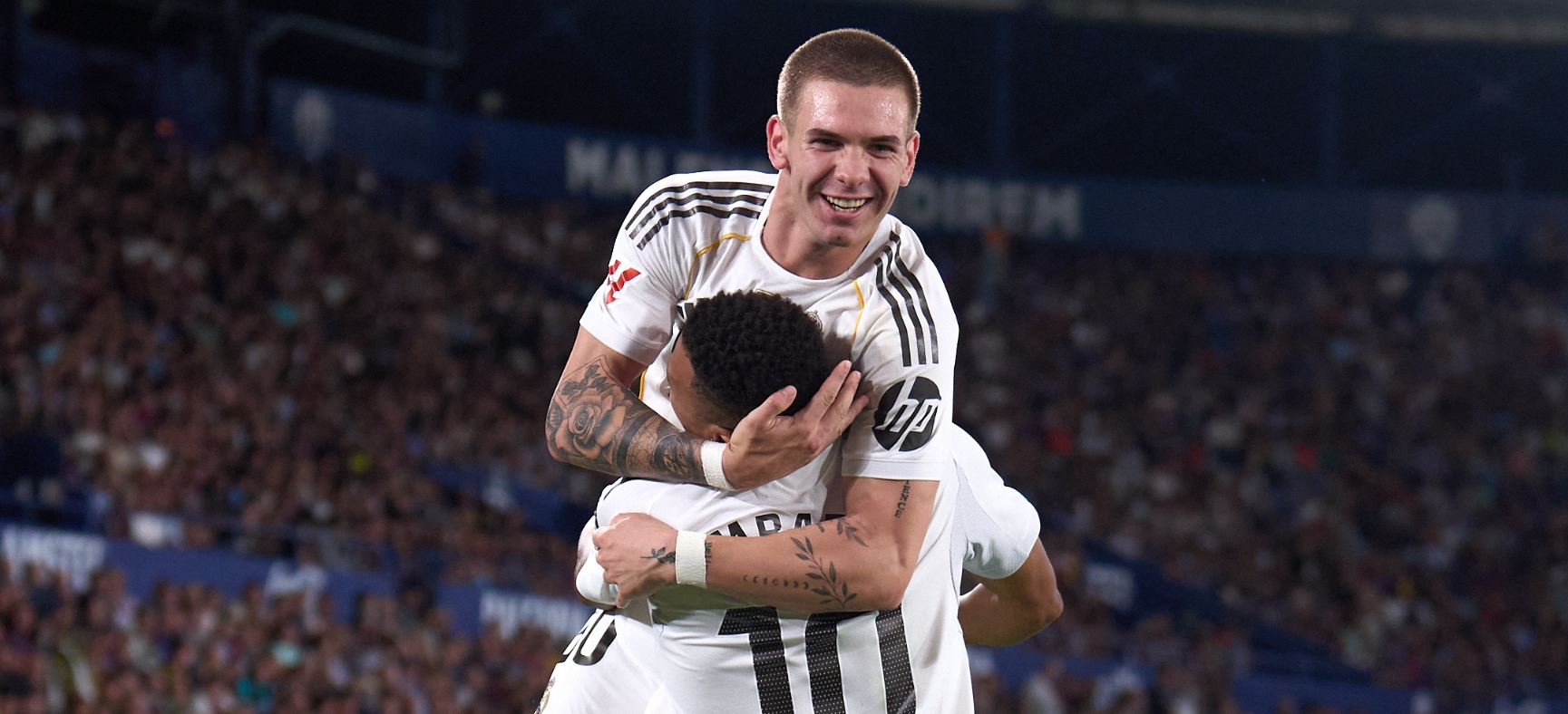 Franco Masatantuono y Kylian Mbappé. Fuente, Getty images.